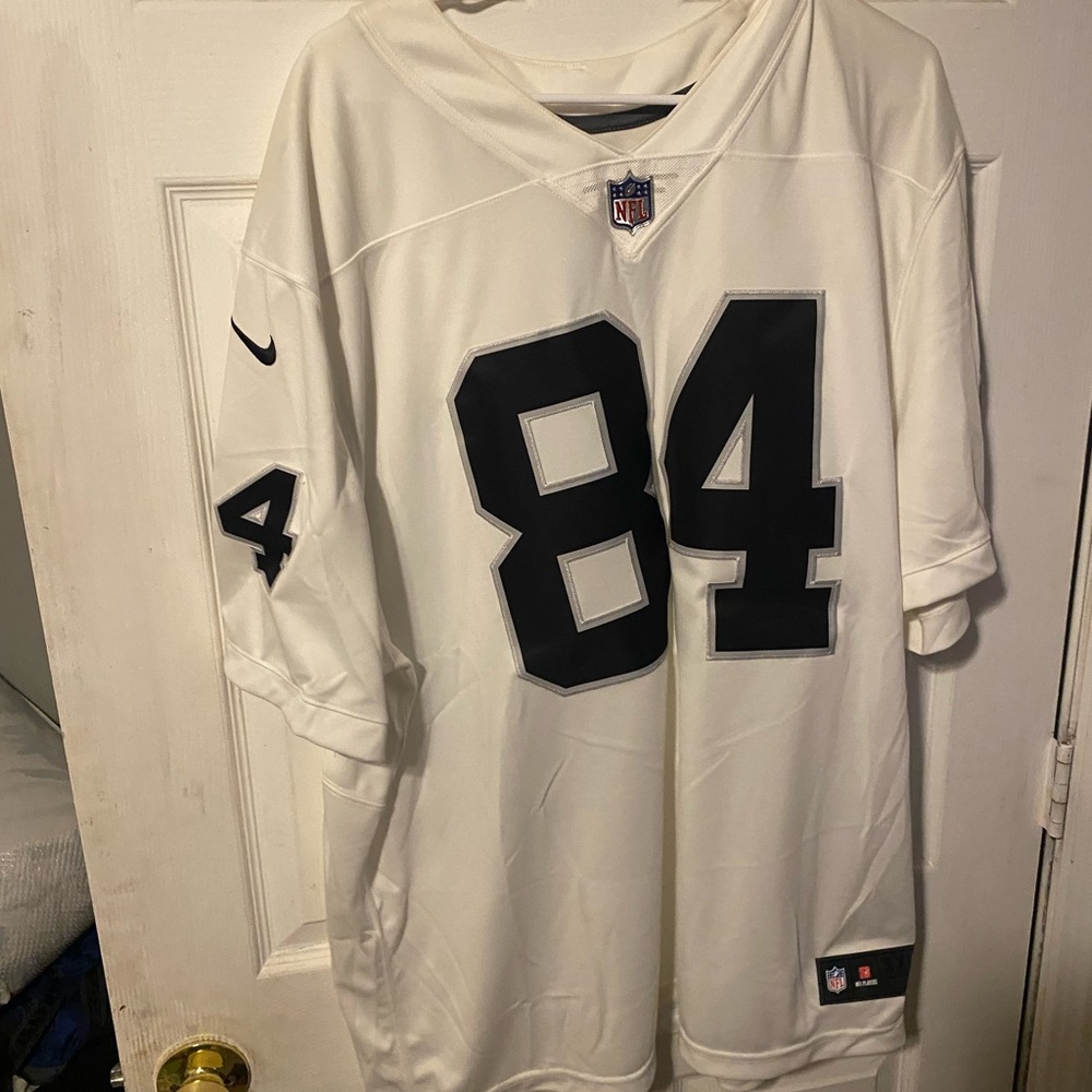 Nike Men's White and Black Jersey